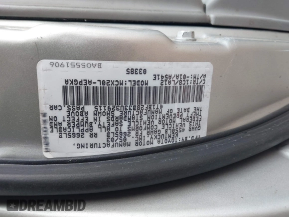 2003 Toyota Avalon XL with VIN 4T1BF28B33U329115, listed as a IAAI auction lot 41015769 with 166,726 mi miles and . Bid and sale history available at carsss.com. Image 9.