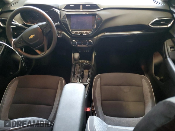2021 Chevrolet TrailBlazer LT with VIN KL79MPSL1MB153599, listed as a Copart auction lot 48052695 with 95,870 mi miles and Clean Title. Bid and sale history available at carsss.com. Image 8.