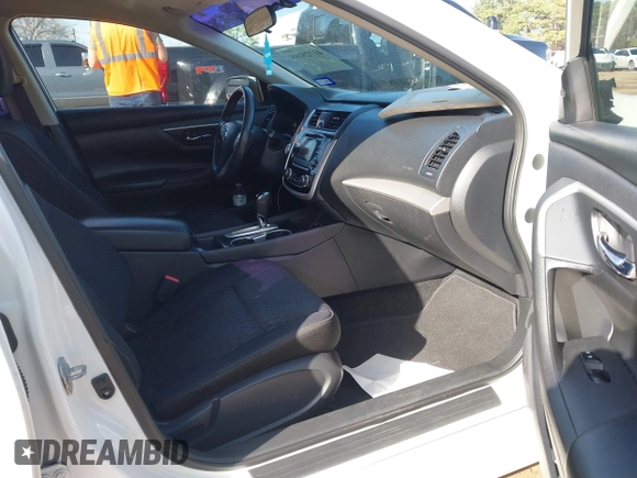 2018 Nissan Altima SV with VIN 1N4AL3APXJC167187, listed as a IAAI auction lot 41725188 with 173,377 mi miles and . Bid and sale history available at DreamBid. Image 5.