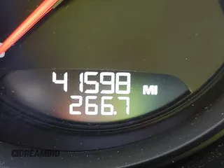 2020 Porsche Macan S с VIN WP1AB2A50LLB32696, выставлен на аукционе IAAI как лот 41831207 с пробегом 41 598 миль миль и . История ставок и продаж доступна на DreamBid. Изображение 16.