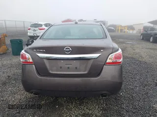 2015 Nissan Altima S with VIN 1N4AL3AP7FC421610, listed as a IAAI auction lot 41731181 with 50,422 mi miles and . Bid and sale history available at DreamBid. Image 17.