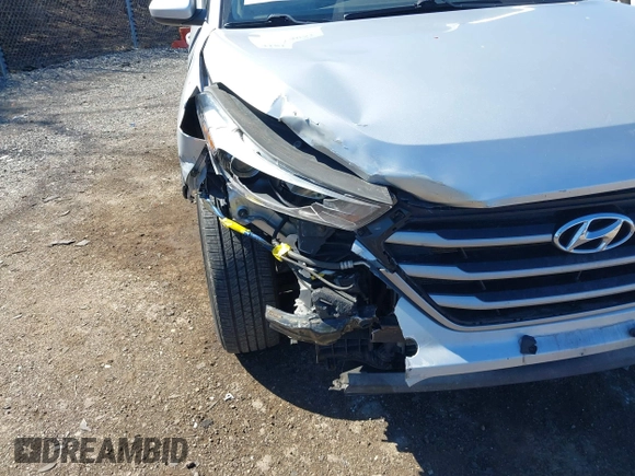 2017 Hyundai Tucson SE with VIN KM8J3CA48HU540372, listed as a IAAI auction lot 41814051 with 155,499 mi miles. Bid and sale history available at carsss.com. Image 6.