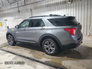 2021 Ford Explorer XLT with VIN 1FMSK8DHXMGA22114, listed as a Copart auction lot 52604955 with 212,538 mi miles and Salvage Title. Bid and sale history available at carsss.com. Image 2.