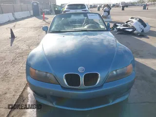 1997 BMW 3 Series 2.8L with VIN 4USCJ3329VLC00922, listed as a IAAI auction lot 41605131 with 97,570 mi miles. Bid and sale history available at carsss.com. Image 6.
