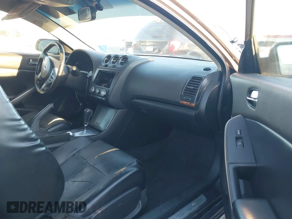 2008 Nissan Altima 3.5 SE with VIN 1N4BL24E98C157298, listed as a IAAI auction lot 42050152 with 175,823 mi miles. Bid and sale history available at carsss.com. Image 5.