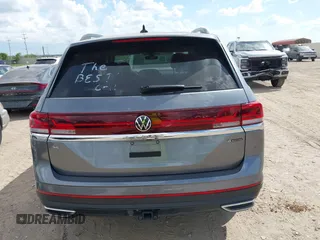 2024 Volkswagen Atlas SE z VIN 1V2HR2CA8RC563655, wystawiony jako IAAI lot #42586812 z przebiegiem 36 426 mil mil oraz . Historia ofert i sprzedaży dostępna na DreamBid. Obrazek 16.