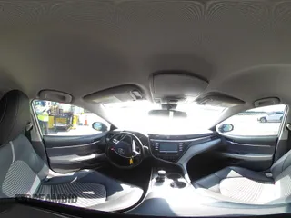 2019 Toyota Camry LE z VIN 4T1B11HK6KU741715, wystawiony jako IAAI lot #42392445 z przebiegiem 138 201 mil mil oraz . Historia ofert i sprzedaży dostępna na DreamBid. Obrazek 18.