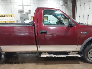 1998 Ford F-150 с VIN 2FTZF1826WCA72551, выставлен на аукционе IAAI как лот 42507399 с пробегом 200 692 миль миль и . История ставок и продаж доступна на DreamBid. Изображение 14.