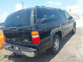 2001 Chevrolet Suburban LS with VIN 3GNFK16T31G142634, listed as a IAAI auction lot 42575492 with 236,583 mi miles and . Bid and sale history available at DreamBid. Image 4.