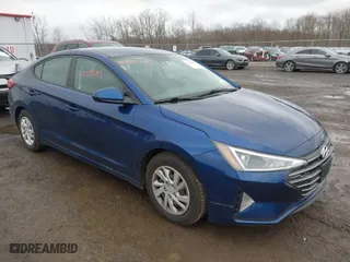 2020 Hyundai Elantra SE with VIN 5NPD74LF8LH548601, listed as a IAAI auction lot 42022059 with 95,497 mi miles. Bid and sale history available at carsss.com. Image 1.