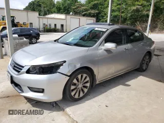2014 Honda Accord Touring z VIN 1HGCR3F95EA019866, wystawiony jako Copart lot #60796425 z przebiegiem 206 368 mil mil oraz Szkoda całkowita • Salvage title. Historia ofert i sprzedaży dostępna na DreamBid. Obrazek 1.