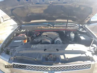 2008 Chevrolet Tahoe LTZ с VIN 1GNFC13008R192473, выставлен на аукционе IAAI как лот 41353411 с пробегом 163 581 миль миль и . История ставок и продаж доступна на DreamBid. Изображение 10.