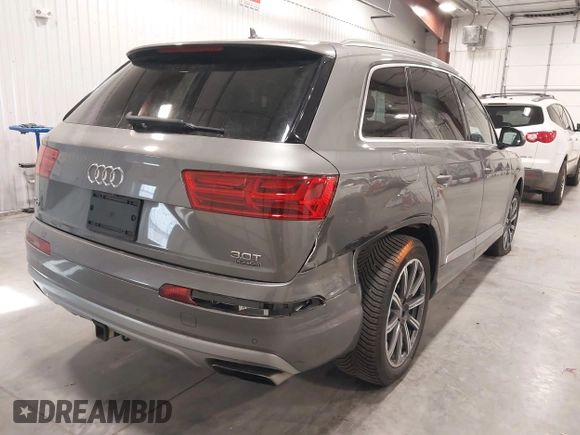 2017 Audi Q7 Premium Plus with VIN WA1LAAF73HD026692, listed as a IAAI auction lot 41938847 with 159,257 mi miles. Bid and sale history available at carsss.com. Image 4.