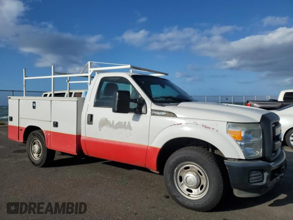 2015 Ford F-250 XL with VIN 1FDBF2A6XFEC57194, listed as a Copart auction lot 48069255 with 274,265 mi miles and Clean title. Bid and sale history available at DreamBid. Image 4.