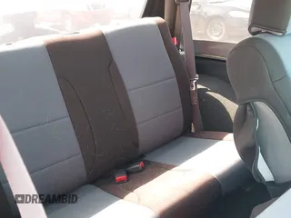 2007 Jeep Wrangler X с VIN 1J4FA24187L160975, выставлен на аукционе IAAI как лот 42488101 с пробегом 124 489 миль миль и . История ставок и продаж доступна на DreamBid. Изображение 8.