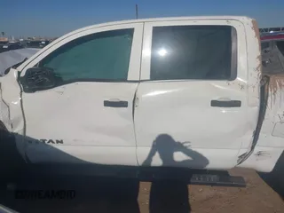 2018 Nissan Titan SV with VIN 1N6AA1EK9JN533760, listed as a IAAI auction lot 41512624 with 84,743 mi miles. Bid and sale history available at carsss.com. Image 14.