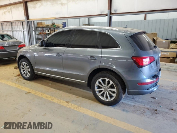 2013 Audi Q5 Premium with VIN WA1CFAFP3DA064758, listed as a Copart auction lot 43559985 with 82,674 mi miles and Salvage Title. Bid and sale history available at carsss.com. Image 2.