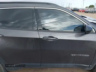 2022 Jeep Compass Latitude with VIN 3C4NJDBB6NT120808, listed as a IAAI auction lot 42227108 with 43,016 mi miles and . Bid and sale history available at DreamBid. Image 13.