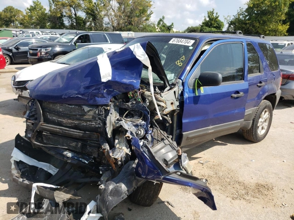 2006 Ford Escape XLT with VIN 1FMCU931X6KB87900, listed as a Copart auction lot 67684704 with 0 mi miles and Salvage Title. Bid and sale history available at carsss.com. Image 1.