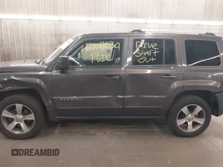 2016 Jeep Patriot Latitude z VIN 1C4NJRFB8GD658216, wystawiony jako IAAI lot #42102530 z przebiegiem 143 956 mil mil oraz . Historia ofert i sprzedaży dostępna na DreamBid. Obrazek 15.