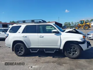 2021 Toyota 4Runner SR5 с VIN JTEEU5JR7M5249971, выставлен на аукционе IAAI как лот 40915613 с пробегом 41 547 миль миль и . История ставок и продаж доступна на DreamBid. Изображение 13.