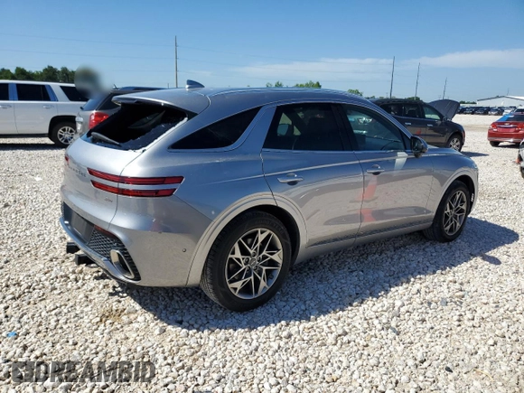 2022 Genesis GV70 2.5T with VIN KMUMADTB4NU070682, listed as a Copart auction lot 56536405 with 73,144 mi miles and Clean title. Bid and sale history available at DreamBid. Image 3.