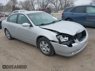 2006 Nissan Altima 2.5 with VIN 1N4AL11D26N443576, listed as a IAAI auction lot 41675765 with 98,558 mi miles. Bid and sale history available at carsss.com. Image 1.