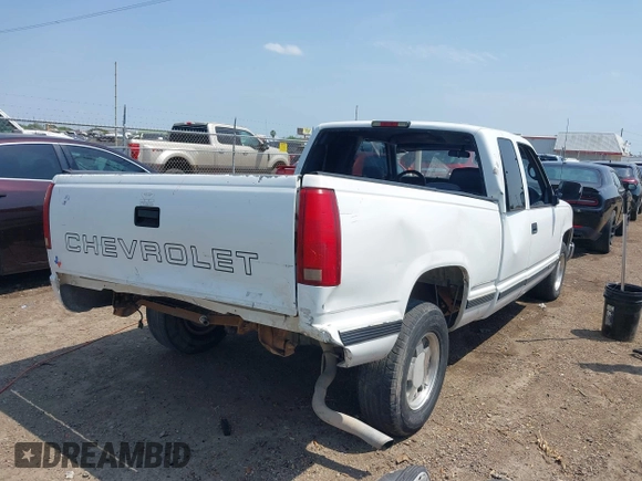 1998 Chevrolet Silverado 1500 with VIN 1GCEC19M0WE194095, listed as a IAAI auction lot 42162707 with 216,468 mi miles and . Bid and sale history available at DreamBid. Image 6.