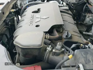 2017 Mitsubishi Outlander SE с VIN JA4AD3A38HZ057518, выставлен на аукционе IAAI как лот 42869764 с пробегом 87 097 миль миль и . История ставок и продаж доступна на DreamBid. Изображение 19.