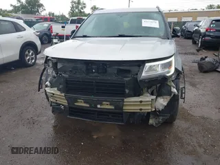 2017 Ford Explorer XLT с VIN 1FM5K7DH1HGC45803, выставлен на аукционе IAAI как лот 42274276 с пробегом 116 310 миль миль и . История ставок и продаж доступна на DreamBid. Изображение 6.