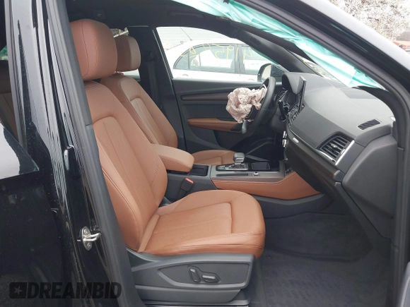 2022 Audi Q5 S line Premium Plus with VIN WA1EAAFY6N2034701, listed as a IAAI auction lot 41952830 with 26,077 mi miles and . Bid and sale history available at DreamBid. Image 5.