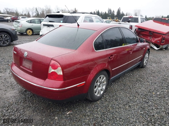 2002 Volkswagen Passat GLS with VIN WVWPD63B32P447516, listed as a IAAI auction lot 41643127 with 198,317 mi miles. Bid and sale history available at carsss.com. Image 4.