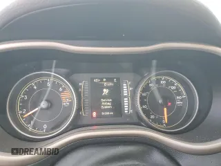 2017 Jeep Cherokee Latitude с VIN 1C4PJLCB5HW596077, выставлен на аукционе Copart как лот 54083925 с пробегом 81 209 миль миль и Списание • Salvage title. История ставок и продаж доступна на DreamBid. Изображение 9.