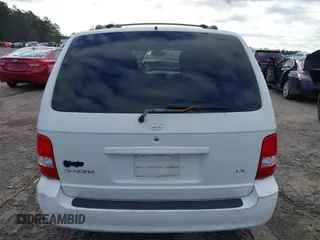 2005 Kia Sedona LX with VIN KNDUP132356708456, listed as a IAAI auction lot 41220936 with 172,960 mi miles. Bid and sale history available at carsss.com. Image 16.