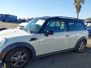 2012 MINI Clubman z VIN WMWZF3C58CT189866, wystawiony jako IAAI lot #41637796 z przebiegiem 97 073 mil mil oraz . Historia ofert i sprzedaży dostępna na DreamBid. Obrazek 14.