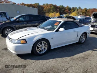 2004 Ford Mustang GT Deluxe z VIN 1FAFP45X84F101640, wystawiony jako Copart lot #76347234 z przebiegiem 86 814 mil mil oraz Szkody całkowita. Historia ofert i sprzedaży dostępna na DreamBid. Obrazek 1.