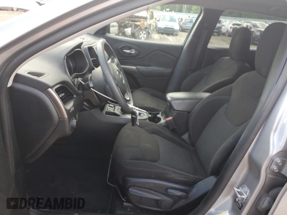 2021 Jeep Cherokee Latitude with VIN 1C4PJLCBXMD112166, listed as a Copart auction lot 55343445 with 86,440 mi miles and Salvage title. Bid and sale history available at DreamBid. Image 7.