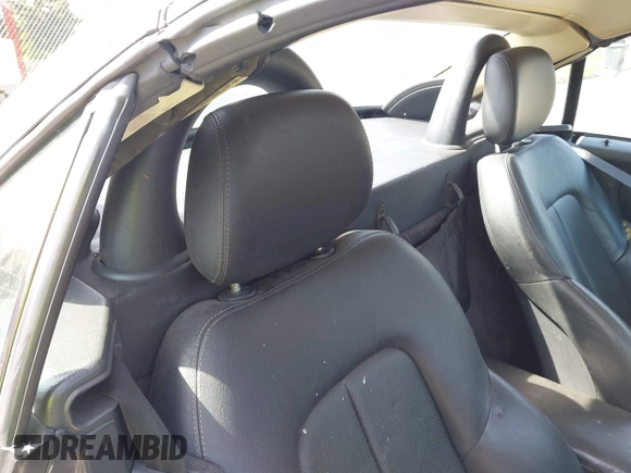 2001 Mercedes-Benz SLK-Class with VIN WDBKK65F31F172555, listed as a IAAI auction lot 42056347 with 197,272 mi miles. Bid and sale history available at carsss.com. Image 8.