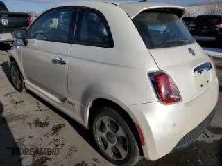 2015 FIAT 500e with VIN 3C3CFFGE1FT721413, listed as a Copart auction lot 43173475 with 41,150 mi miles and Salvage Title. Bid and sale history available at carsss.com. Image 2.