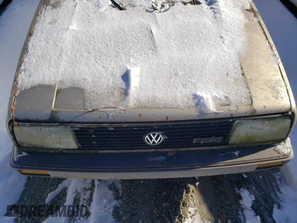 1985 Volkswagen Jetta z VIN WVWGH0166FW548455, wystawiony jako Copart lot #41714155 z przebiegiem Nie podano mil oraz Czysty tytuł • Clean title. Historia ofert i sprzedaży dostępna na DreamBid. Obrazek 11.