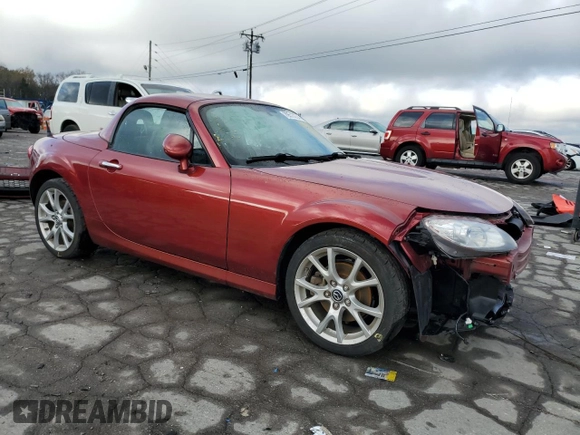 2015 Mazda MX-5 Miata Grand Touring z VIN JM1NC2PF8F0240439, wystawiony jako Copart lot #79513224 z przebiegiem 121 540 mil mil oraz Szkoda całkowita • Salvage title. Historia ofert i sprzedaży dostępna na DreamBid. Obrazek 4.