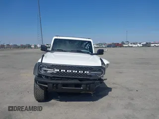 2024 Ford Bronco Badlands с VIN 1FMEE9BP3RLA42126, выставлен на аукционе IAAI как лот 41617420 с пробегом 7 662 миль миль и . История ставок и продаж доступна на DreamBid. Изображение 12.