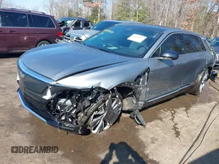 2024 Cadillac LYRIQ Luxury z VIN 1GYKPSRL3RZ107978, wystawiony jako IAAI lot #41509419 z przebiegiem 10 233 mil mil oraz . Historia ofert i sprzedaży dostępna na DreamBid. Obrazek 2.