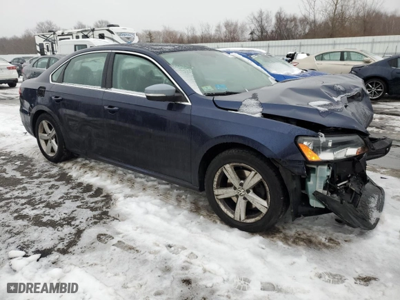 2013 Volkswagen Passat SE with VIN 1VWBP7A39DC131208, listed as a Copart auction lot 44503665 with 94,163 mi miles and Clean Title. Bid and sale history available at carsss.com. Image 4.