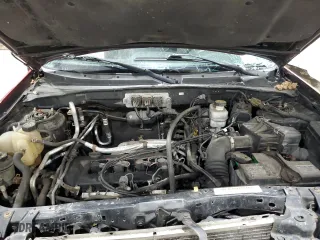 2007 Ford Escape XLS with VIN 1FMYU02Z97KB27598, listed as a Copart auction lot 46576825 with 118,021 mi miles and Salvage Title. Bid and sale history available at carsss.com. Image 12.