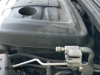 2018 Jeep Grand Cherokee Overland with VIN 1C4RJFCG9JC357564, listed as a IAAI auction lot 42902786 with 118,665 mi miles and . Bid and sale history available at DreamBid. Image 19.