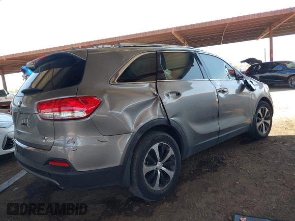 2016 Kia Sorento EX with VIN 5XYPH4A10GG071578, listed as a IAAI auction lot 42068909 with Not Provided miles. Bid and sale history available at carsss.com. Image 4.