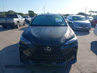 2022 Lexus NX with VIN 2T2GGCEZ4NC013667, listed as a IAAI auction lot 41508482 with 33,233 mi miles. Bid and sale history available at carsss.com. Image 13.