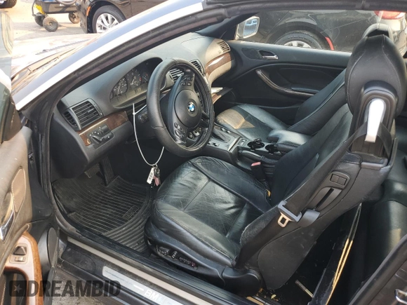 2003 BMW 3 Series 325Ci with VIN WBABS33413PG92865, listed as a Copart auction lot 70243054 with 191,297 mi miles and Salvage Title. Bid and sale history available at carsss.com. Image 8.