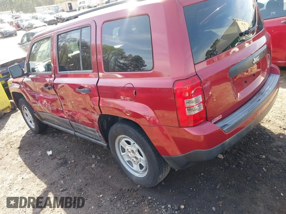 2014 Jeep Patriot Sport with VIN 1C4NJPBA2ED798311, listed as a IAAI auction lot 41893807 with 138,405 mi miles. Bid and sale history available at carsss.com. Image 3.